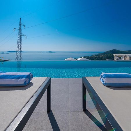 Apartments Villa Poco Loco มลินี ภายนอก รูปภาพ