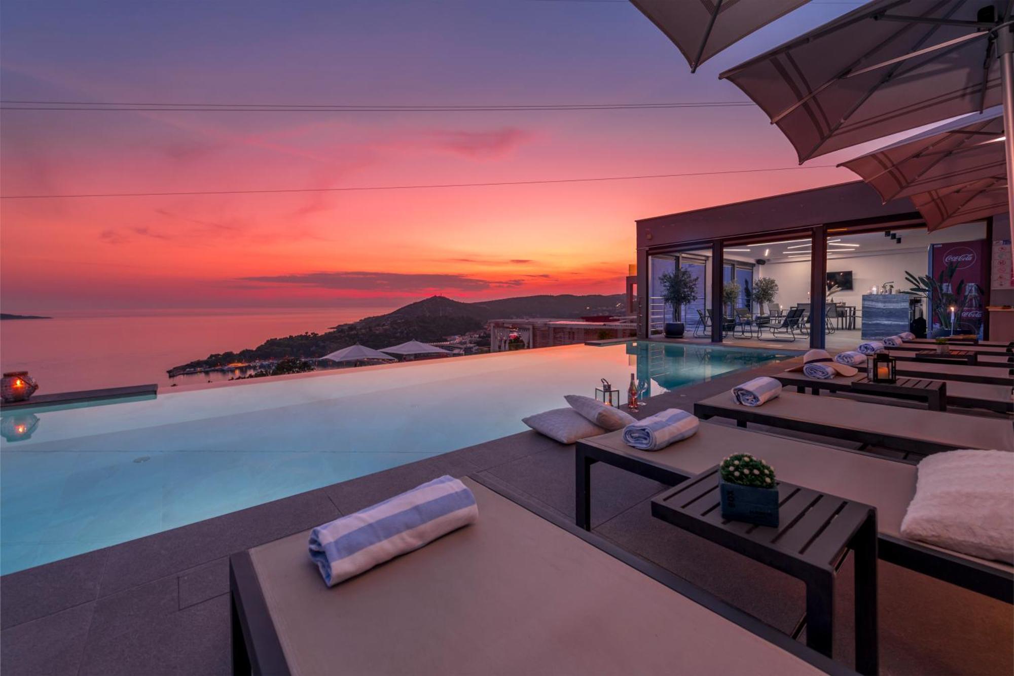 Apartments Villa Poco Loco มลินี ภายนอก รูปภาพ